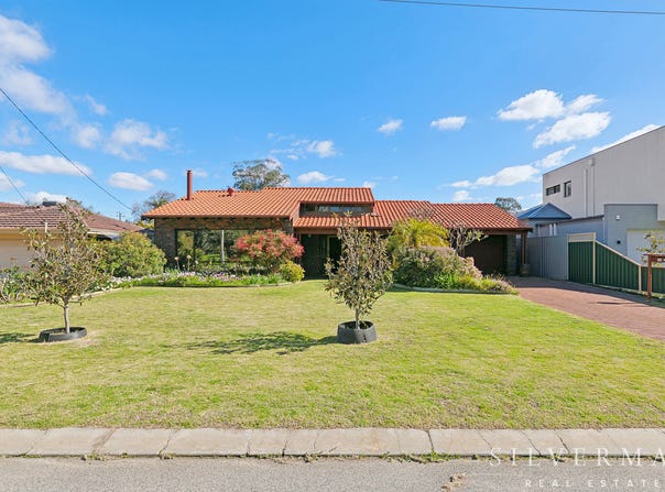 16 Rivermoor Loop, Riverton, WA 6148