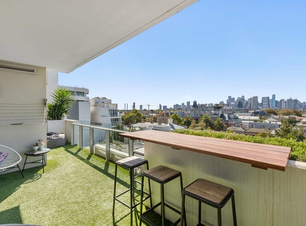 414/99 Dow Street, Port Melbourne, Vic 3207