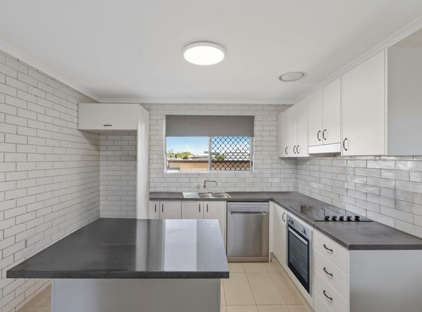 3/8 South Street, Ipswich, Qld 4305