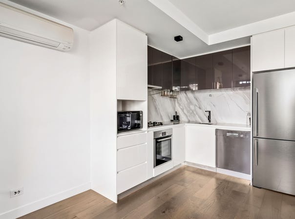 301/101-105 Tram Road, Doncaster, Vic 3108