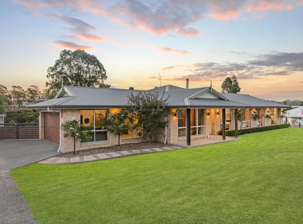33 Jinker Circuit, Clarence Town, NSW 2321
