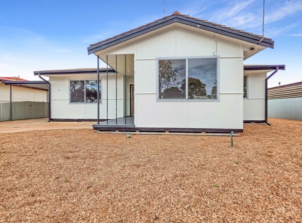 27 Russell Street, Whyalla Norrie, SA 5608
