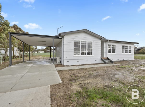 27 Burke Street, Beaufort, Vic 3373