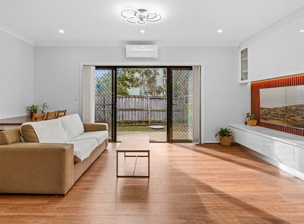 5/28 Girraween Road, Girraween, NSW 2145
