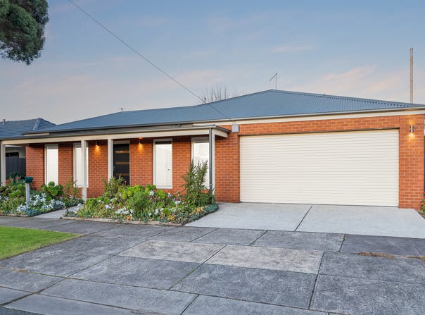 30 Stephen Street, Belmont, Vic 3216