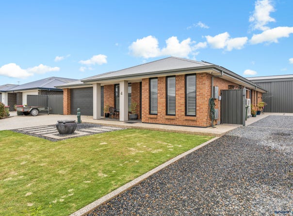4 Locke Avenue, Two Wells, SA 5501