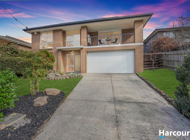 32 Felgate Parade, Vermont South, Vic 3133