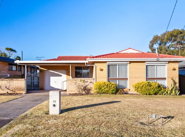 38 Mazepa Avenue, South Penrith, NSW 2750