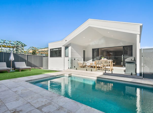 42 Bristlebird Drive, Calderwood, NSW 2527