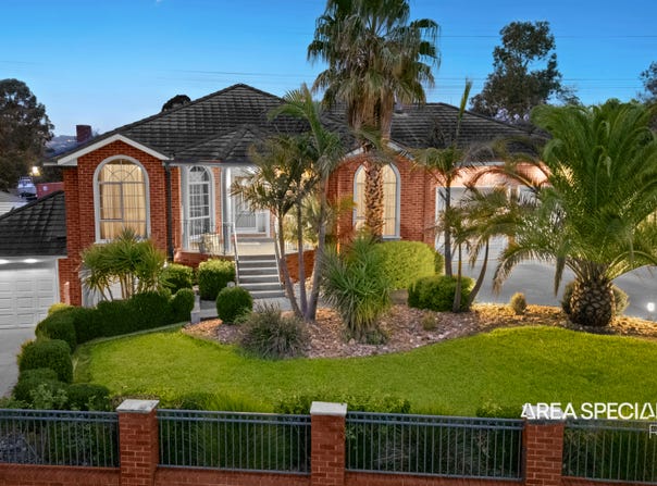 30 Glen Vista Drive, Narre Warren North, Vic 3804