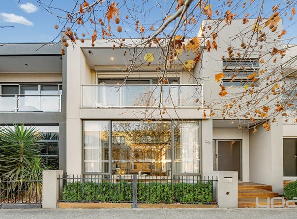 25 Garretty Road, Caroline Springs, Vic 3023