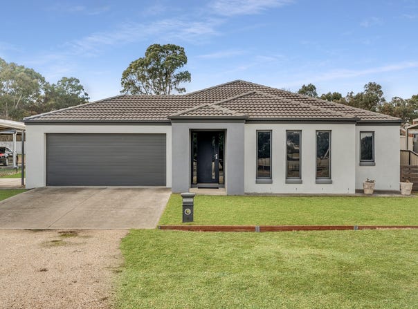 6 Napier Street, Avoca, Vic 3467