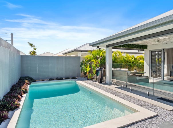 30 Mungana Circuit, Smithfield, Qld 4878