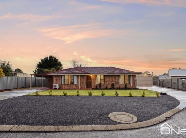 10 Lovegrove Court, Byford, WA 6122