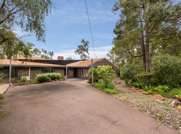 1 Garland Road, Roleystone, WA 6111