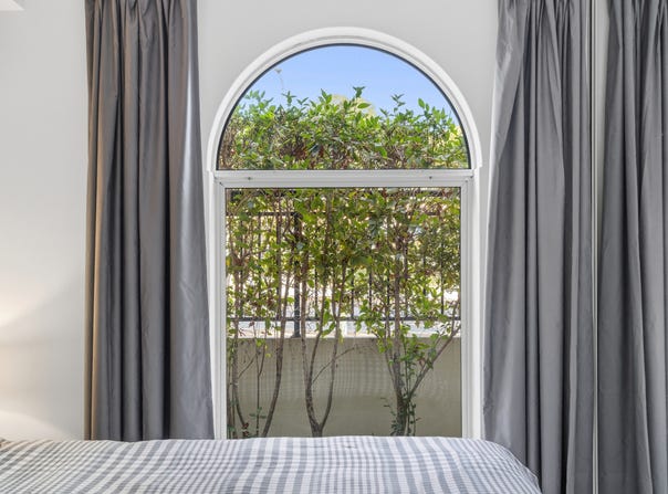 4/101 Grand Boulevard, Joondalup, WA 6027