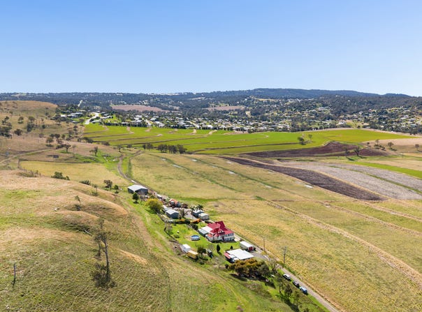 "Floristan" 86 Luck Road, Hodgson Vale, Qld 4352