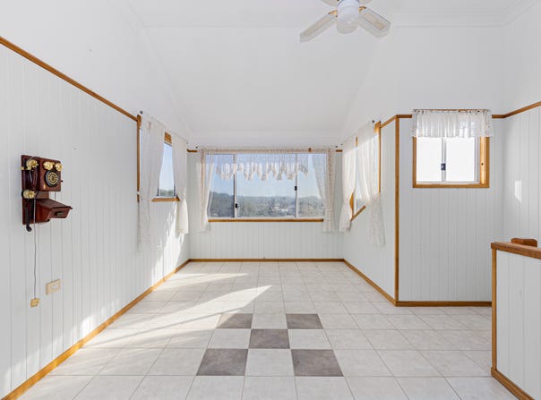 19 Robinson Place, Currumbin Waters, Qld 4223