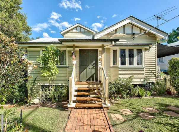 13-15 Emma Street, Holland Park West, Qld 4121