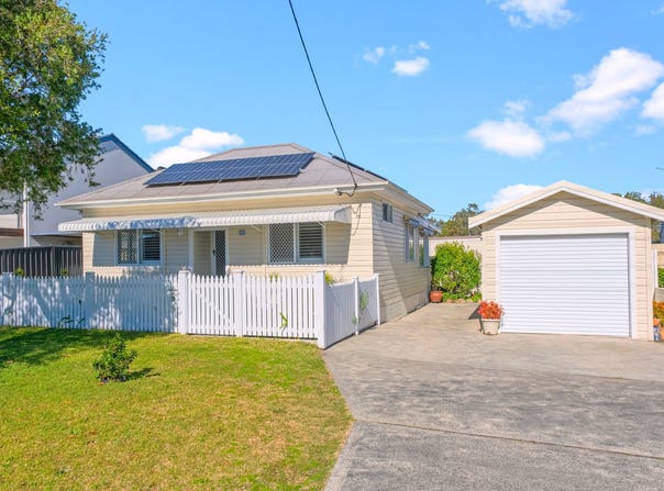 32 South Street, Tuncurry, NSW 2428