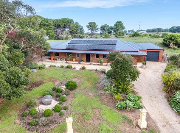 22  Batson Parade, Hindmarsh Island, SA 5214
