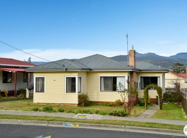 29 North Crescent, New Norfolk, Tas 7140