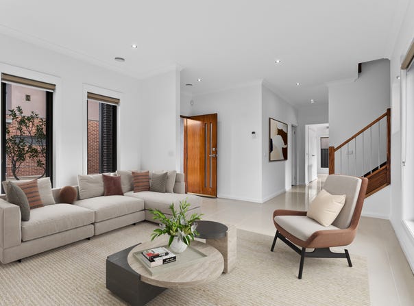 2/12 Parkwood Court, Deer Park, Vic 3023