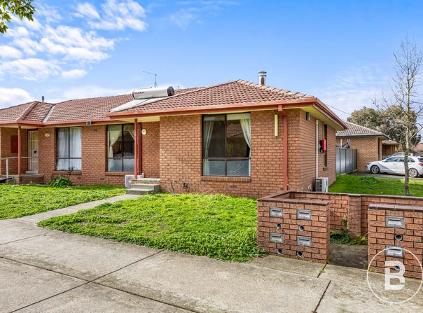 3/4 Wall Street, Sebastopol, Vic 3356