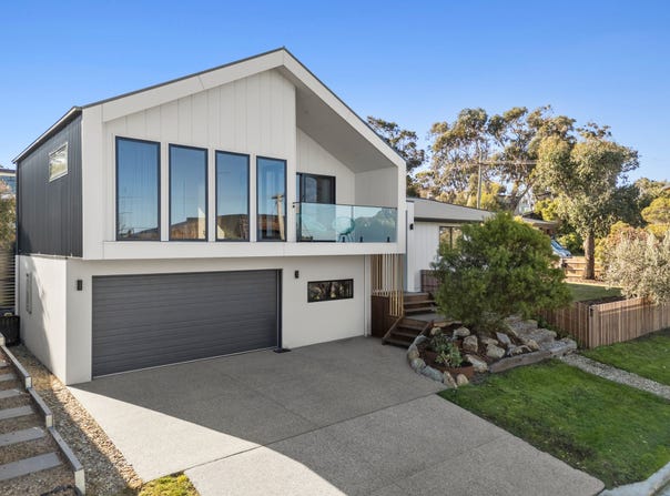 4 Torquay Boulevard, Jan Juc, Vic 3228