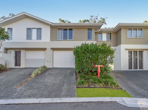 24/9 Springfield College Drive, Springfield, Qld 4300