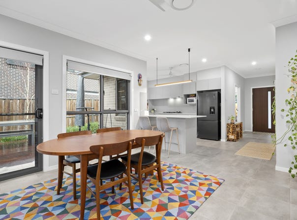 10 Deepwater Circuit, North Kellyville, NSW 2155