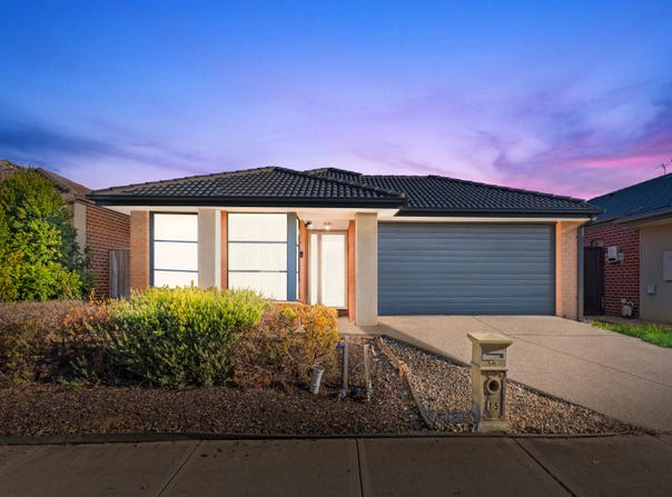 15 Papas View, Wyndham Vale, Vic 3024