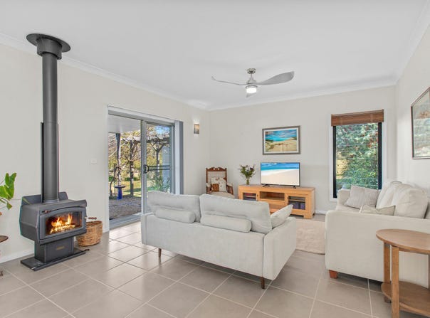 102 Melaleuca Drive, Coolongolook, NSW 2423