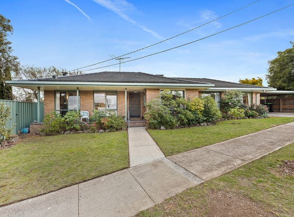 18 Swan Avenue, Westmeadows, Vic 3049