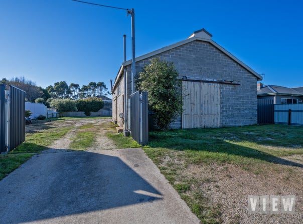 25 New Street, Wynyard, Tas 7325