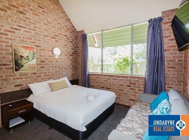 13/2 Clyde Street, Jindabyne, NSW 2627