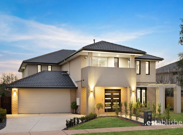 8 Coastal Promenade, Sanctuary Lakes, Vic 3030
