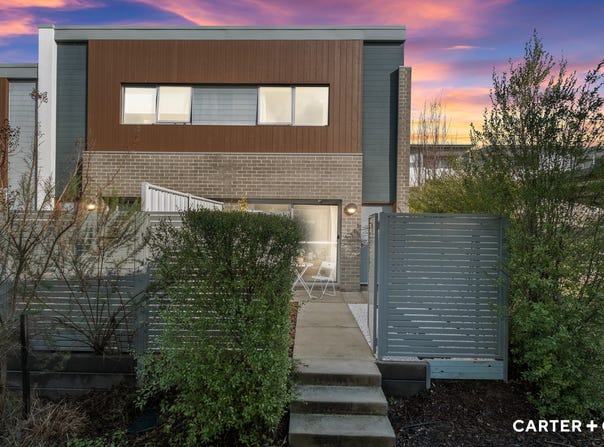 51/4 Pearlman Street, Coombs, ACT 2611