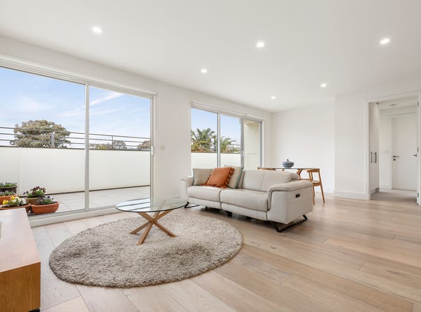 18/8-10 Durrant Street, Brighton, Vic 3186
