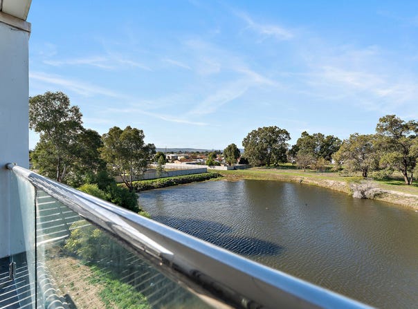 219/348 Railway Parade, Beckenham, WA 6107