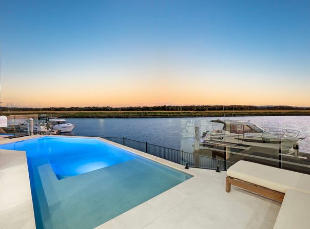131 Paradise Parade, Jacobs Well, Qld 4208