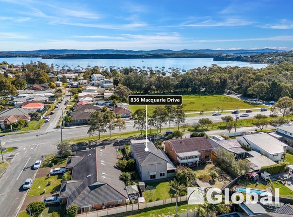 836 Macquarie Drive, Croudace Bay, NSW 2280