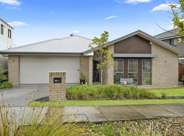 10 Deepwater Circuit, North Kellyville, NSW 2155