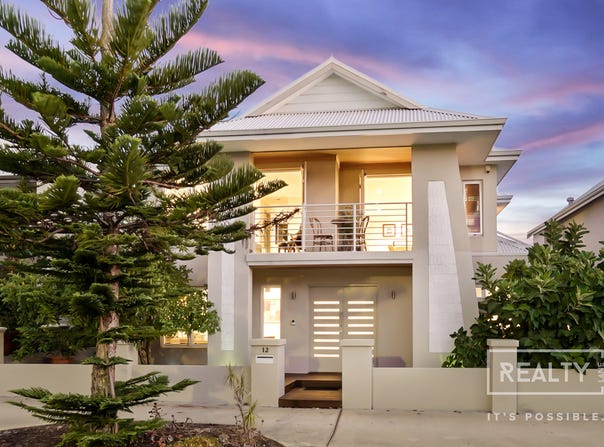 12 Tenerife Boulevard, Hillarys, WA 6025