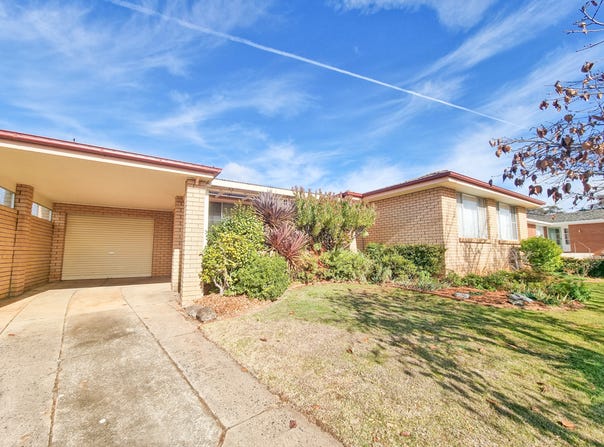 11 Mangowa Close, Orange, NSW 2800