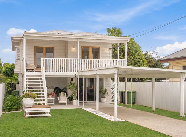 61A Victoria Avenue, Woody Point, Qld 4019