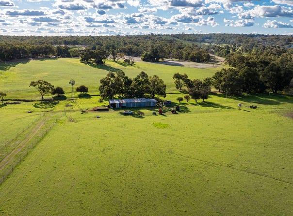 281 Crest Hill Road, Bindoon, WA 6502