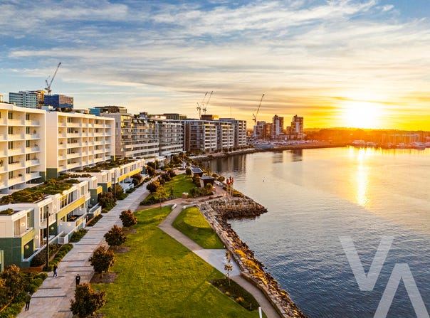 4/23 Honeysuckle Drive, Newcastle, NSW 2300