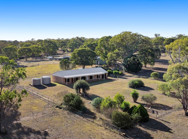 17 Bournes Road, Yangan, Qld 4371