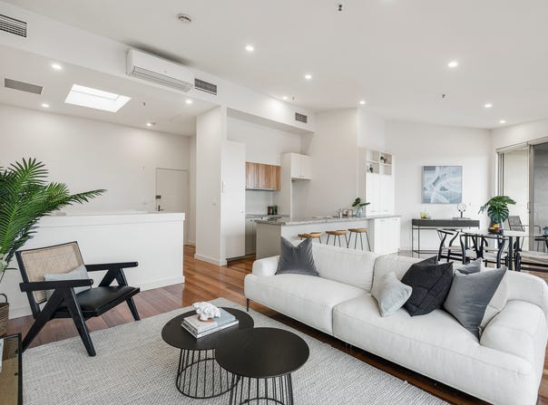 17/12 Acland Street, St Kilda, Vic 3182